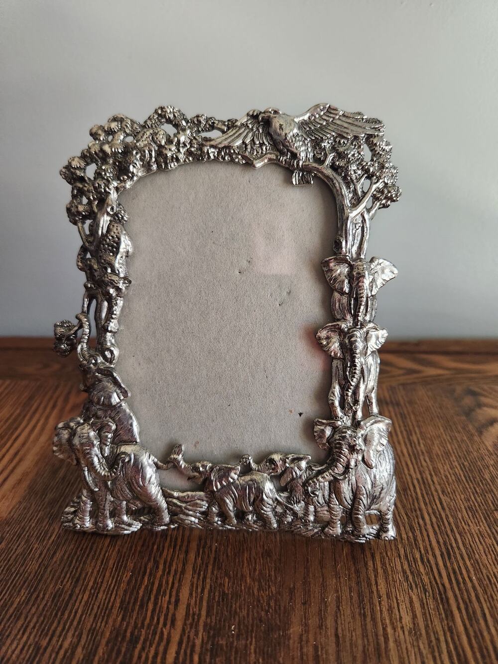 ARTHUR COURT PICTURE FRAME JUNGLE ANIMALS Elephants 1995 6" by 4"